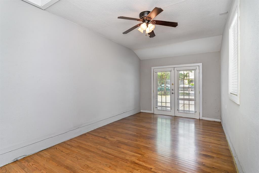 7802 Morton Street Dallas, TX 75209 - Photo 11 of 16