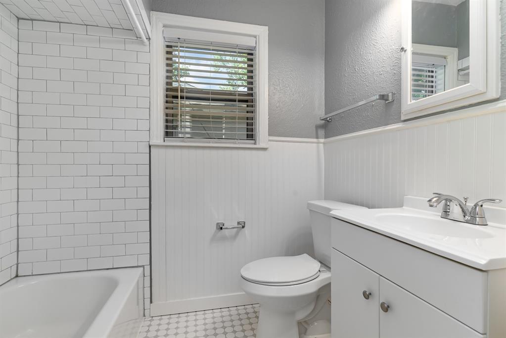 7802 Morton Street Dallas, TX 75209 - Photo 13 of 16