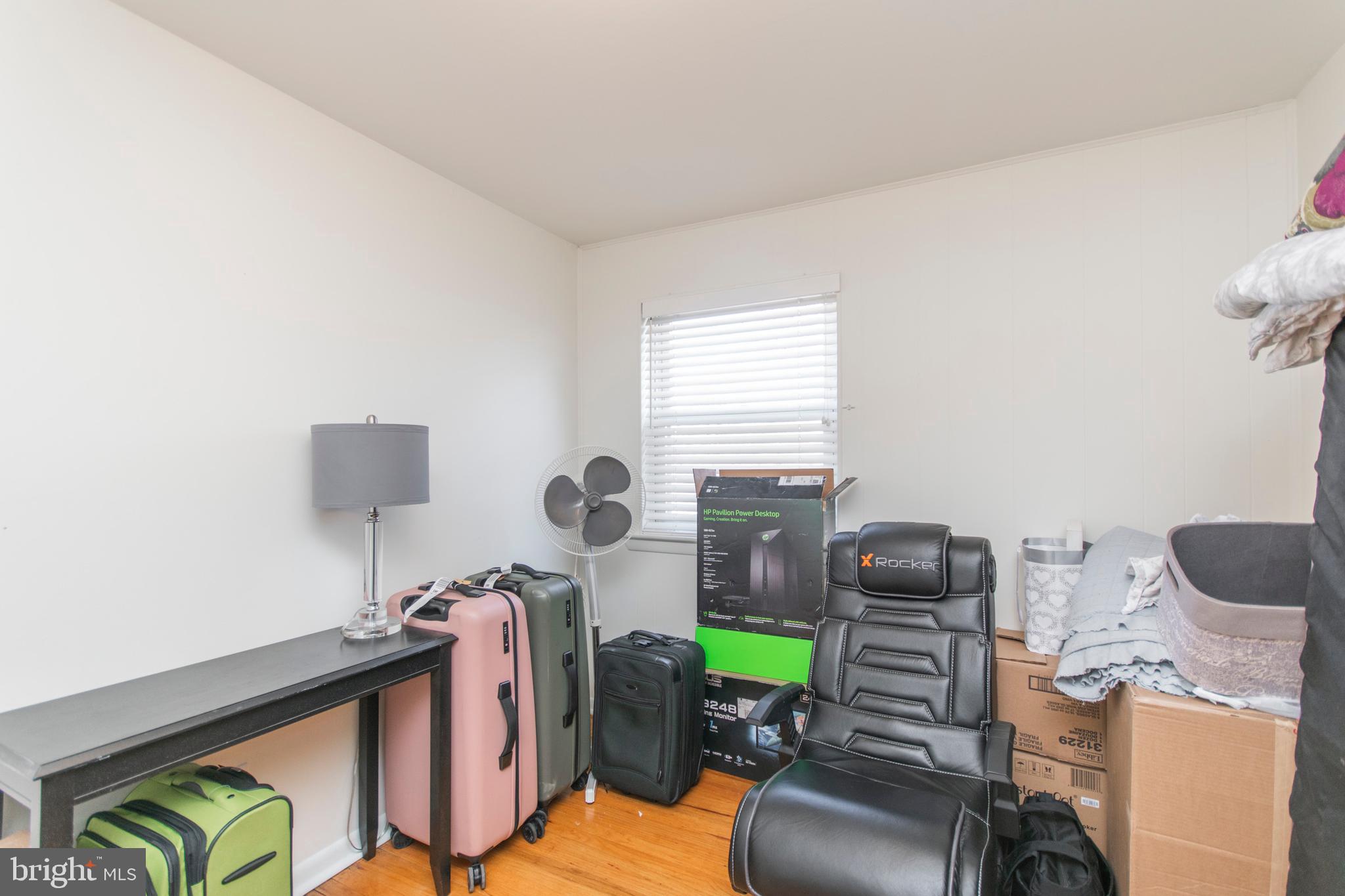 12585 Chilton Road Philadelphia, PA 19154 - Photo 18 of 33