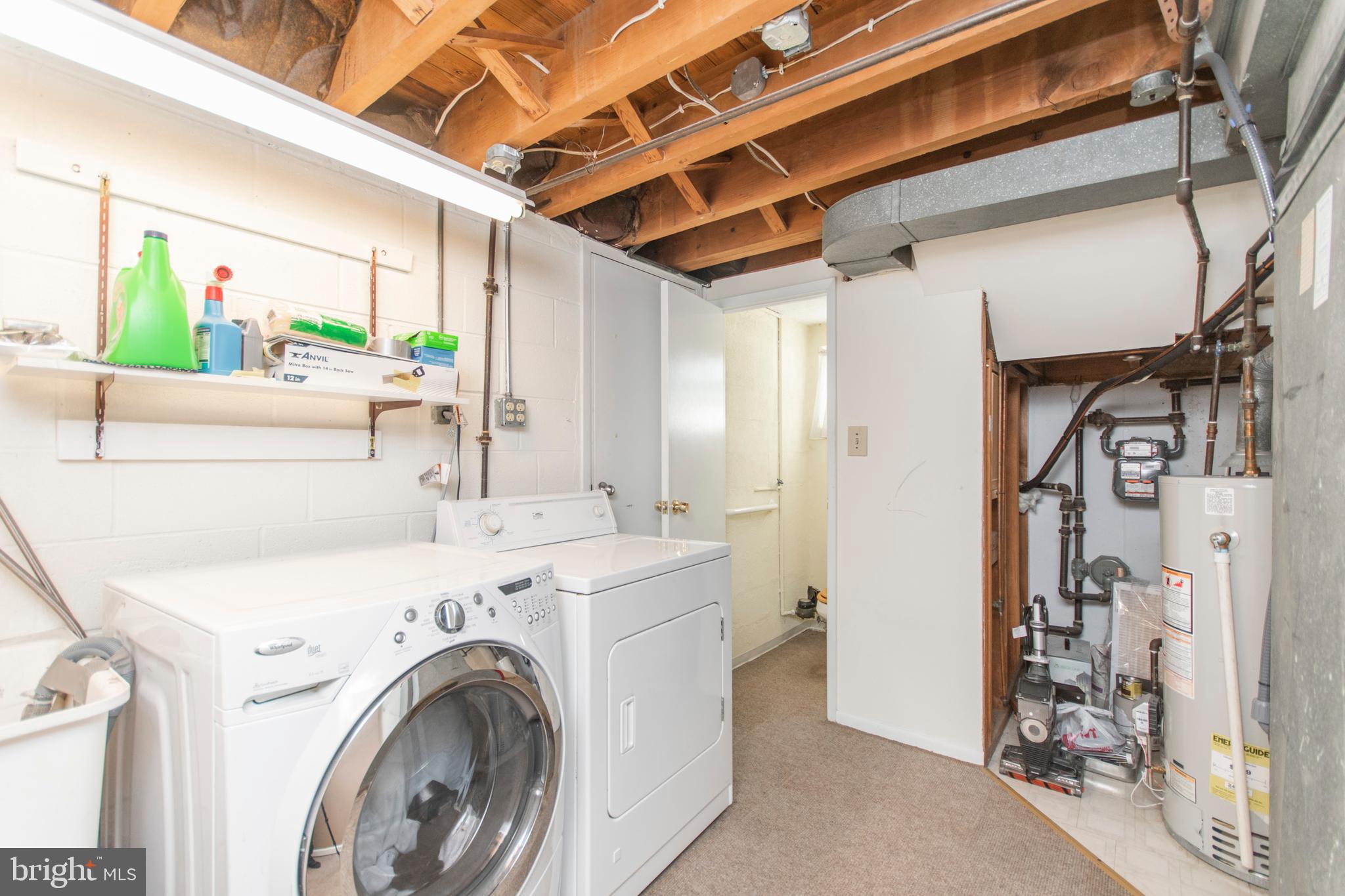 12585 Chilton Road Philadelphia, PA 19154 - Photo 25 of 33