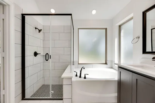 $437,990 | 128 Loveta Lane, Boyd, TX 76023