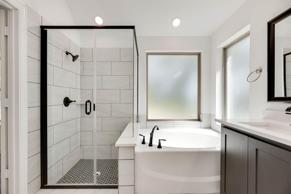 128 Loveta Lane Boyd, TX 76023 - Photo 9 of 15 a bathroom with a bathtub and a shower