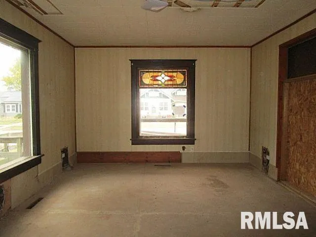 $69,900 | 419 East Walnut Street, Washburn, IL 61570