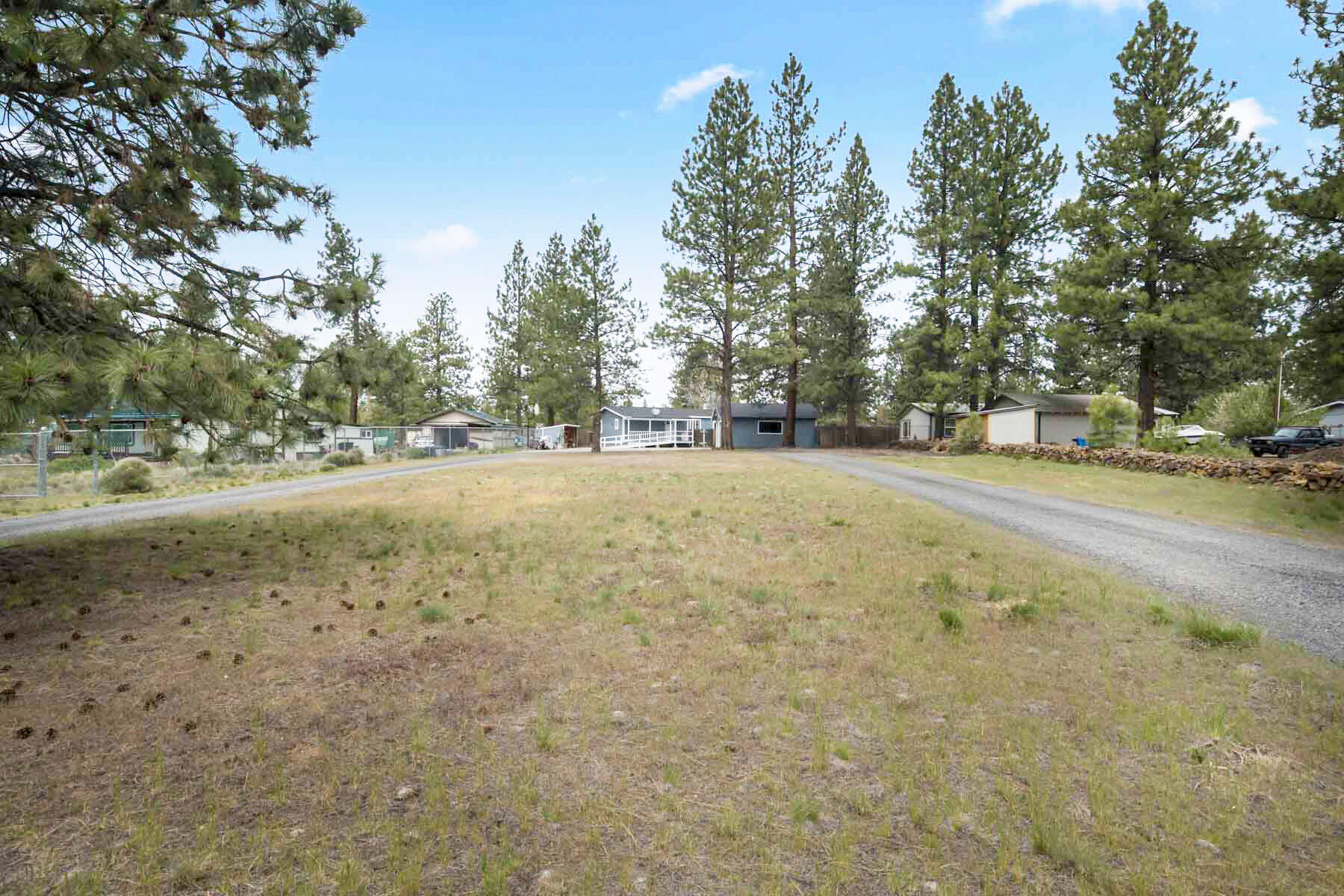 60281 Cinder Butte Road Bend, OR 97702 - Photo 35 of 38 JH5_7008