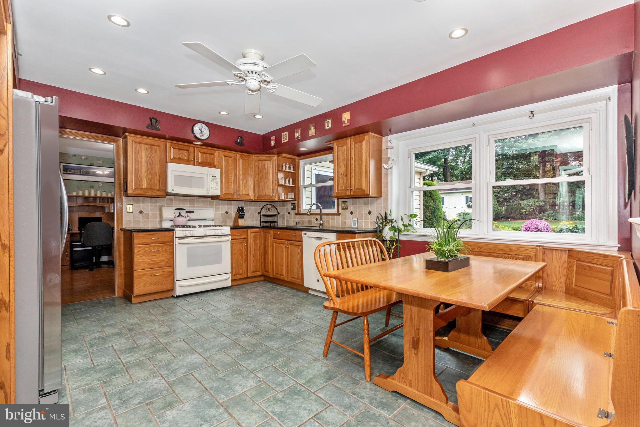 11 Timber Road Horsham, PA 19044 - Photo 12 of 38 Gallery Image 12
