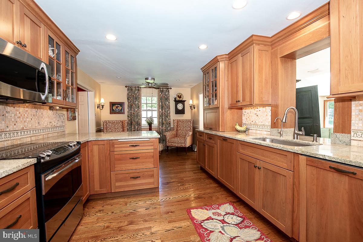 521 Newtown Road Berwyn, PA 19312 - Photo 15 of 69 Gallery Image 15