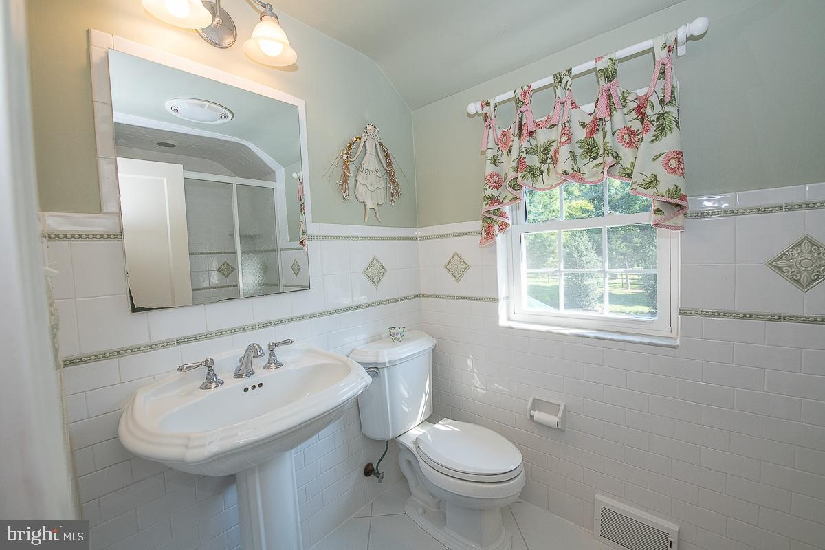 521 Newtown Road Berwyn, PA 19312 - Photo 48 of 69 Gallery Image 48