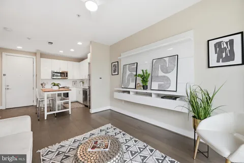 $369,000 | 1500 Pennsylvania Ave. Southeast, Unit 107, Washington, DC 20003