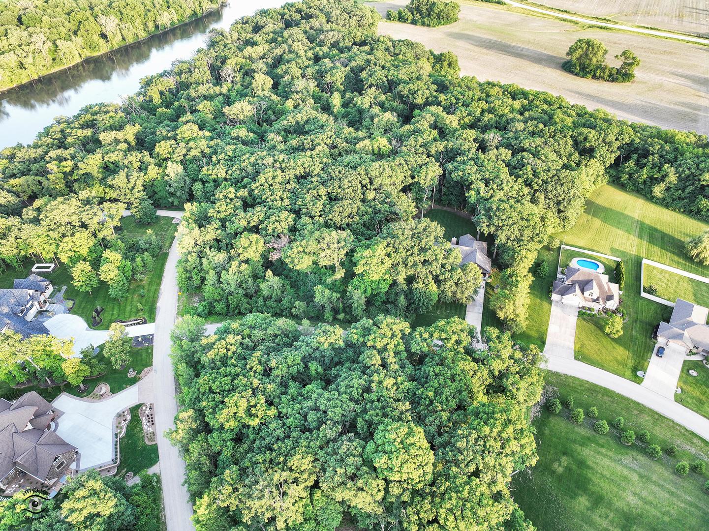 1268 Deer Path Kankakee, IL 60901 - Photo 14 of 14 an aerial view of a house with a yard