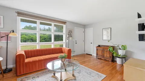 $349,900 | 368 Oakview Drive, Nashville, TN 37207
