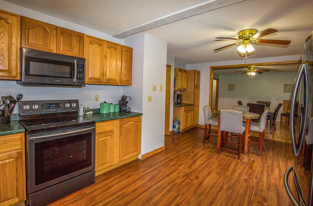 371 Rondeau Street Palmer, MA 01069 - Photo 10 of 33 Gallery Image 10