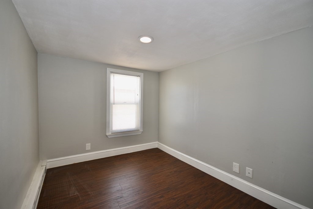 118 Chace Road Freetown, MA 02717 - Photo 7 of 19 Gallery Image 7