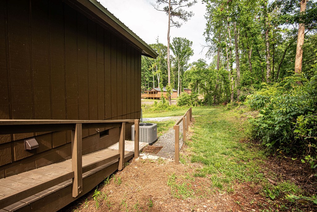 7 Cherokee Resort Road Pine Mountain, GA 31822 - Photo 11 of 45