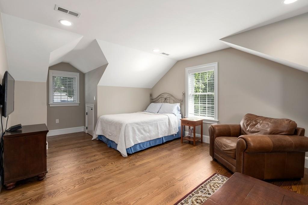 67 Windermere Road Newton, MA 02466 - Photo 20 of 37 Gallery Image 20