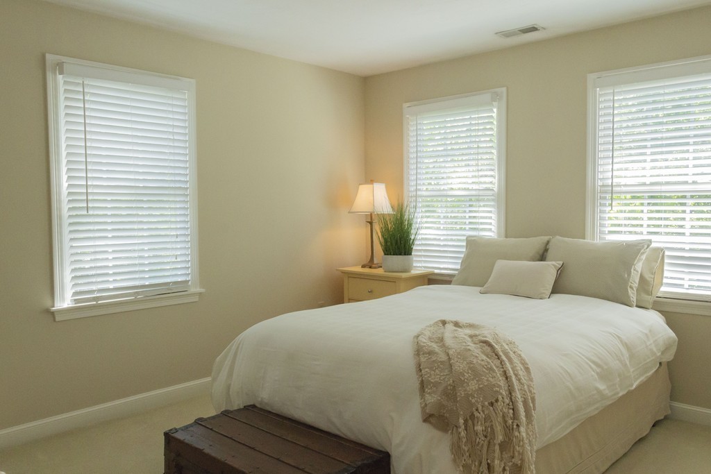 351 Spring Street Shrewsbury, MA 01545 - Photo 13 of 30 Gallery Image 13