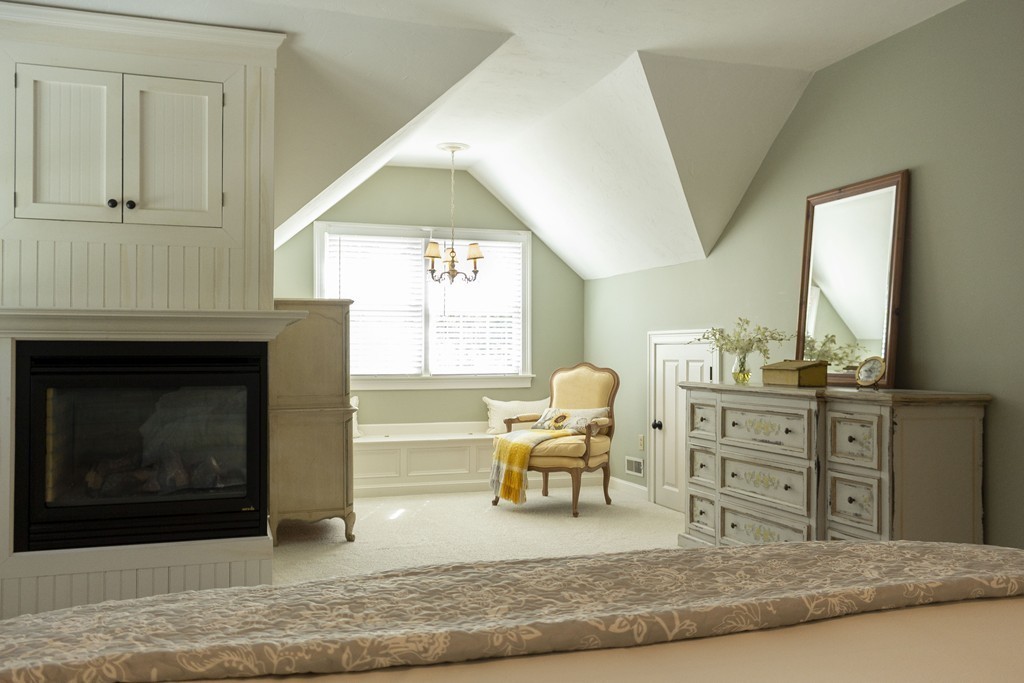 351 Spring Street Shrewsbury, MA 01545 - Photo 19 of 30 Gallery Image 19