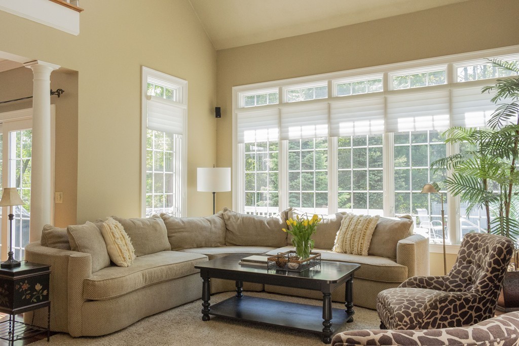 351 Spring Street Shrewsbury, MA 01545 - Photo 8 of 30 Gallery Image 8