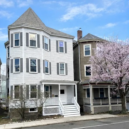 $759,000 | 68 Chestnut Street, Unit 2, Brookline, MA 02445