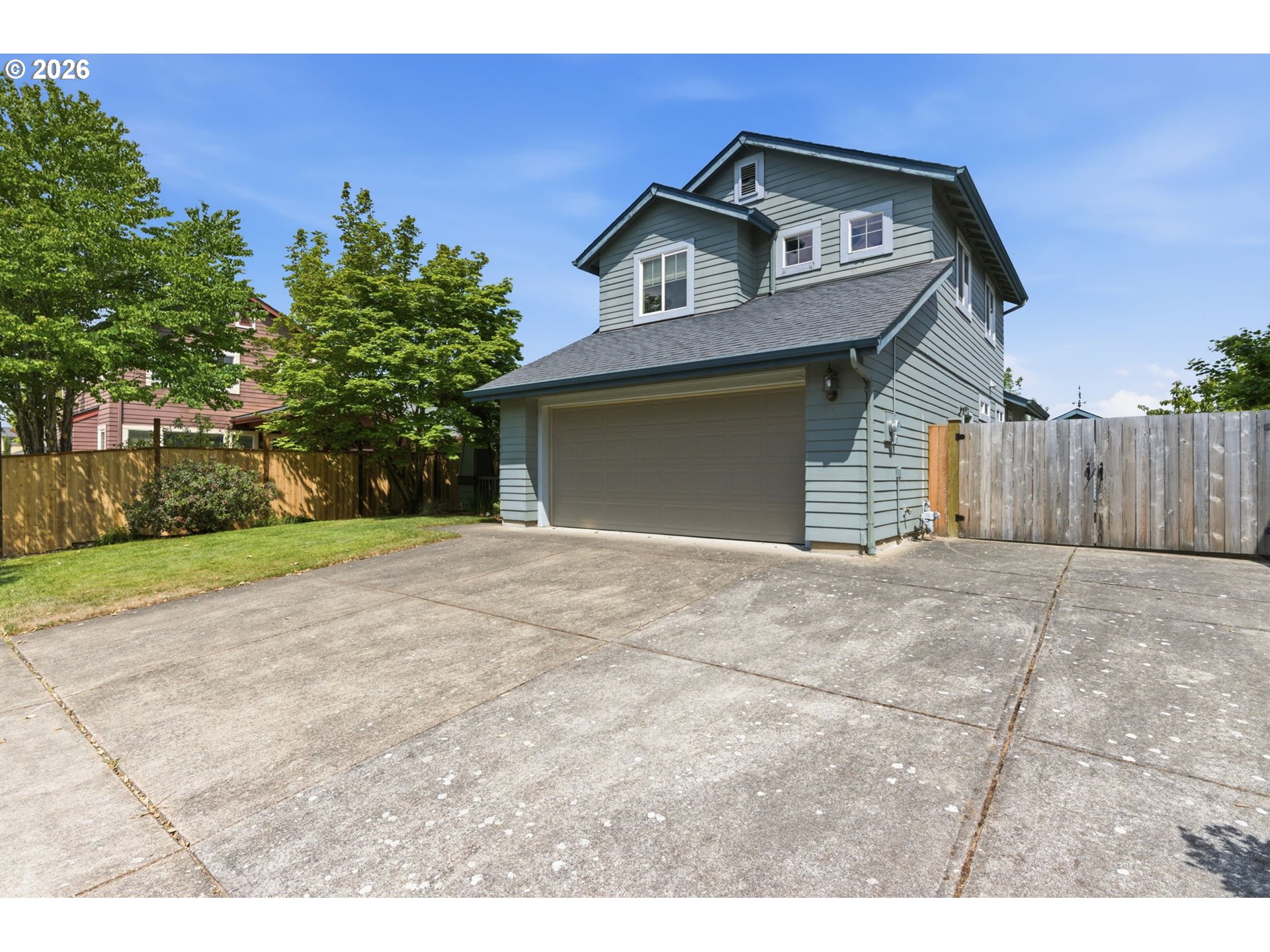 5475 Charles Way Eugene, OR 97402 - Photo 2 of 48