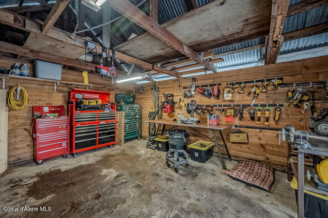 475 Dry Creek Road Clark Fork, ID 83811 - Photo 13 of 49 --38.jpg-FULL