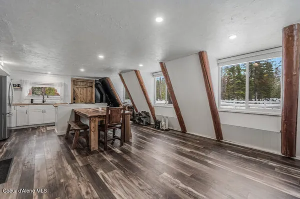 $499,500 | 475 Dry Creek Road, Clark Fork, ID 83811