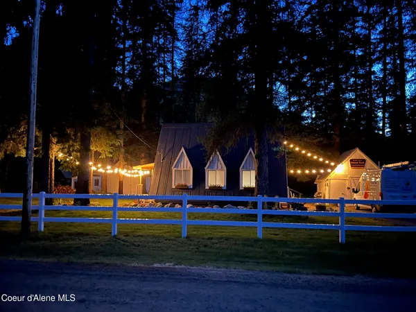 $499,500 | 475 Dry Creek Road, Clark Fork, ID 83811
