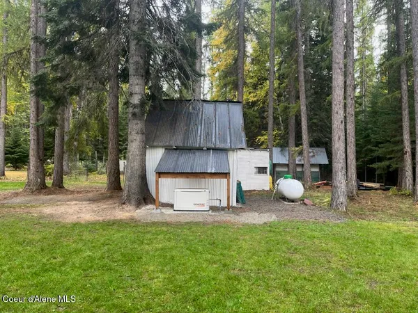 $499,500 | 475 Dry Creek Road, Clark Fork, ID 83811