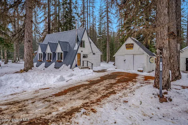$499,500 | 475 Dry Creek Road, Clark Fork, ID 83811