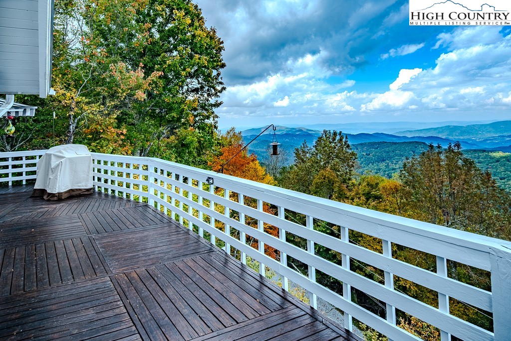 206 Pinnacle Ridge Road Beech Mountain, NC 28604 - Photo 16 of 41 a view of wooden balcony with outdoor space