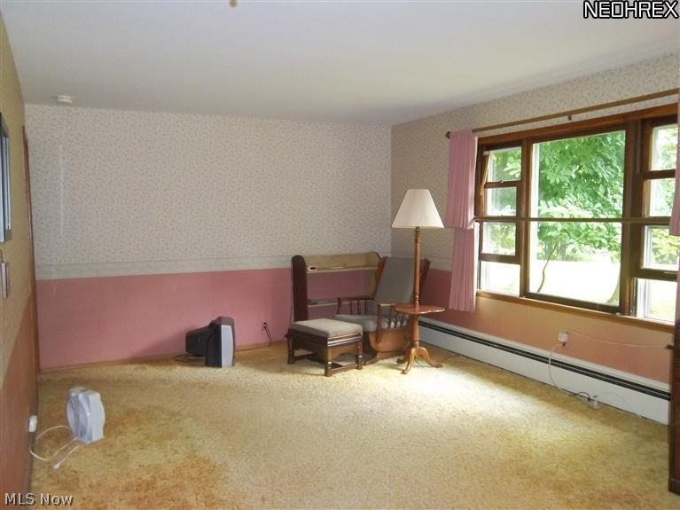956 South Medina Line Road Wadsworth, OH 44281 - Photo 4 of 13 Gallery Image 4
