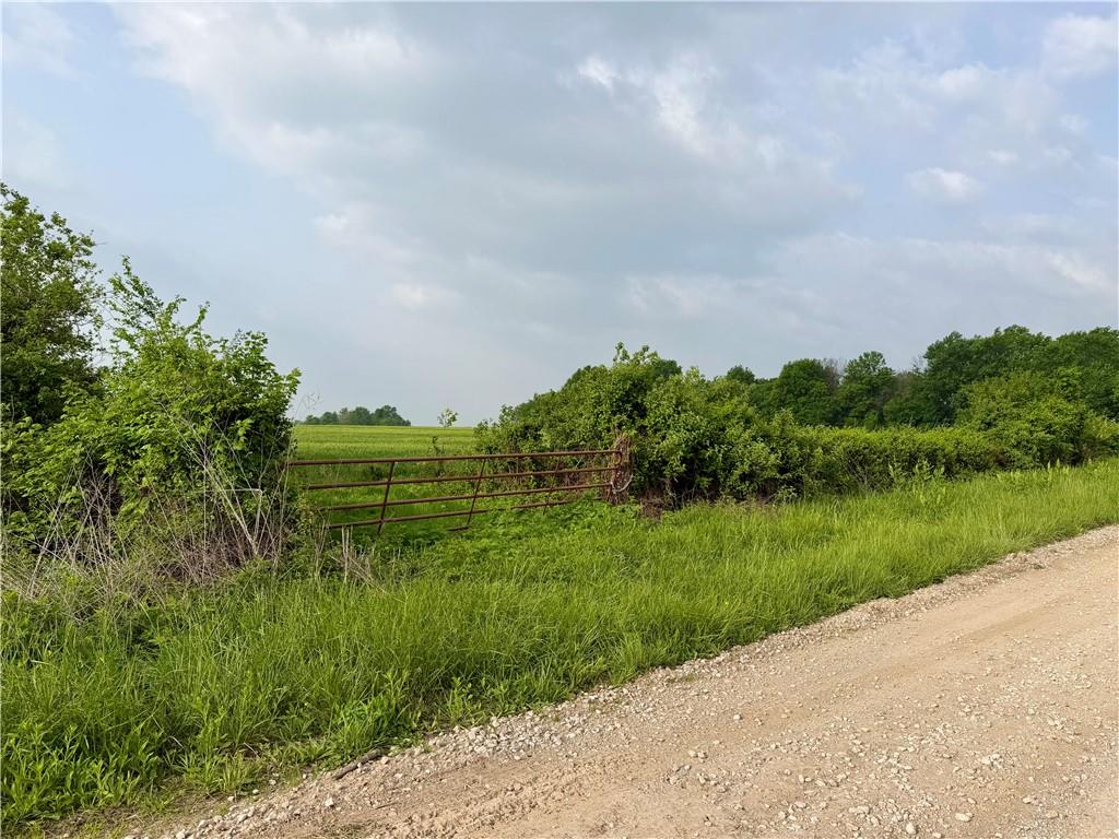 49 Northwest 100th Road Sheldon, MO 64784 - Photo 33 of 34