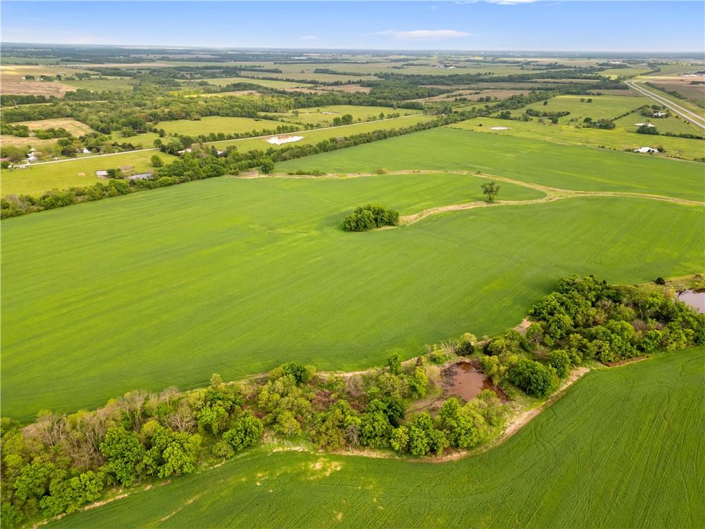 49 Northwest 100th Road Sheldon, MO 64784 - Photo 9 of 34