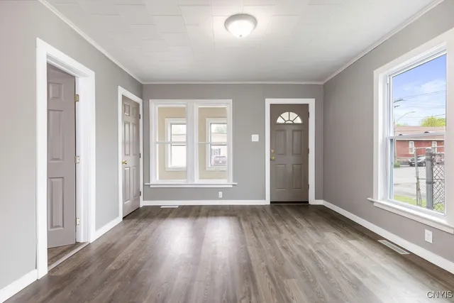 $129,900 | 303 Diamond Street, Lenox, NY 13032