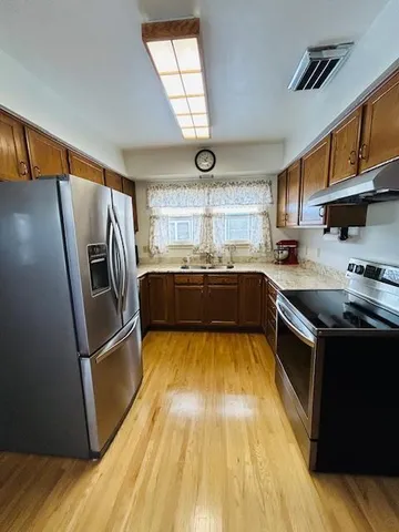 $229,900 | 1416 9th Avenue North, St. Cloud, MN 56303