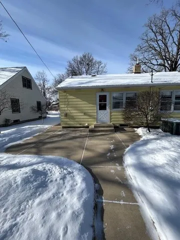 $229,900 | 1416 9th Avenue North, St. Cloud, MN 56303