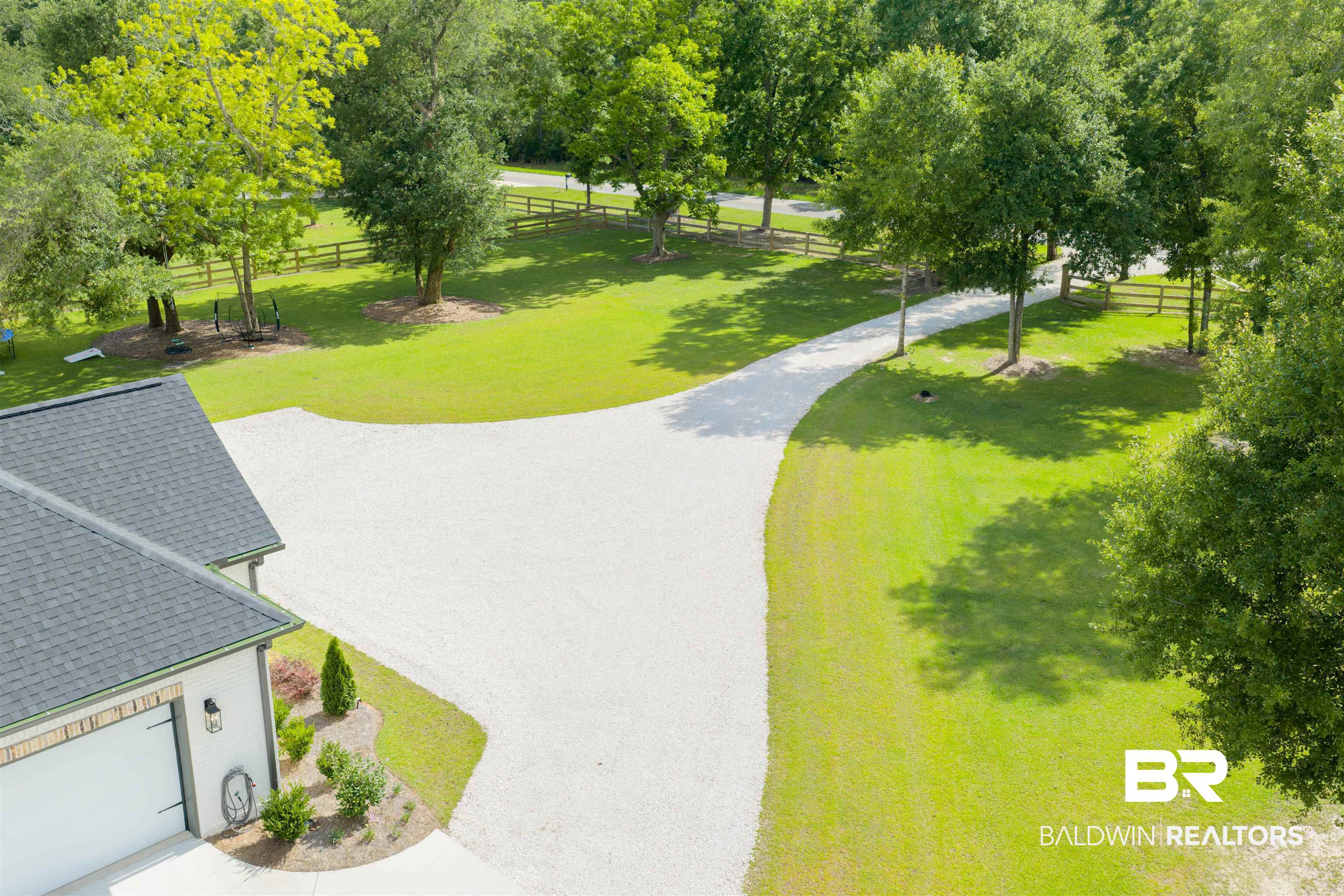 16150 Old Pierce Road Fairhope, AL 36532 - Photo 58 of 65 Driveway