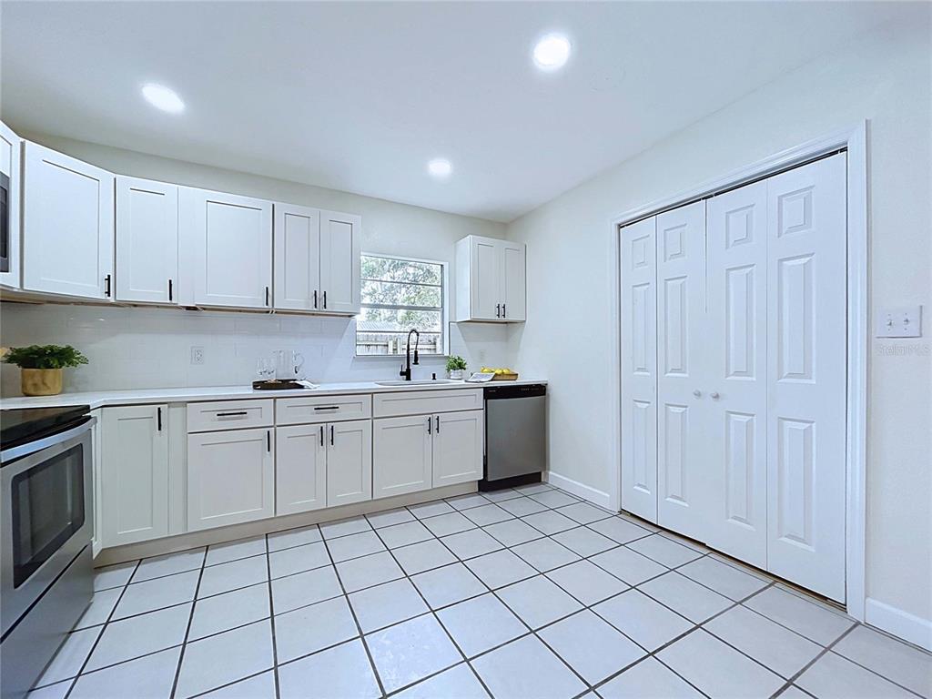11008 Browning Road Lithia, FL 33547 - Photo 28 of 88