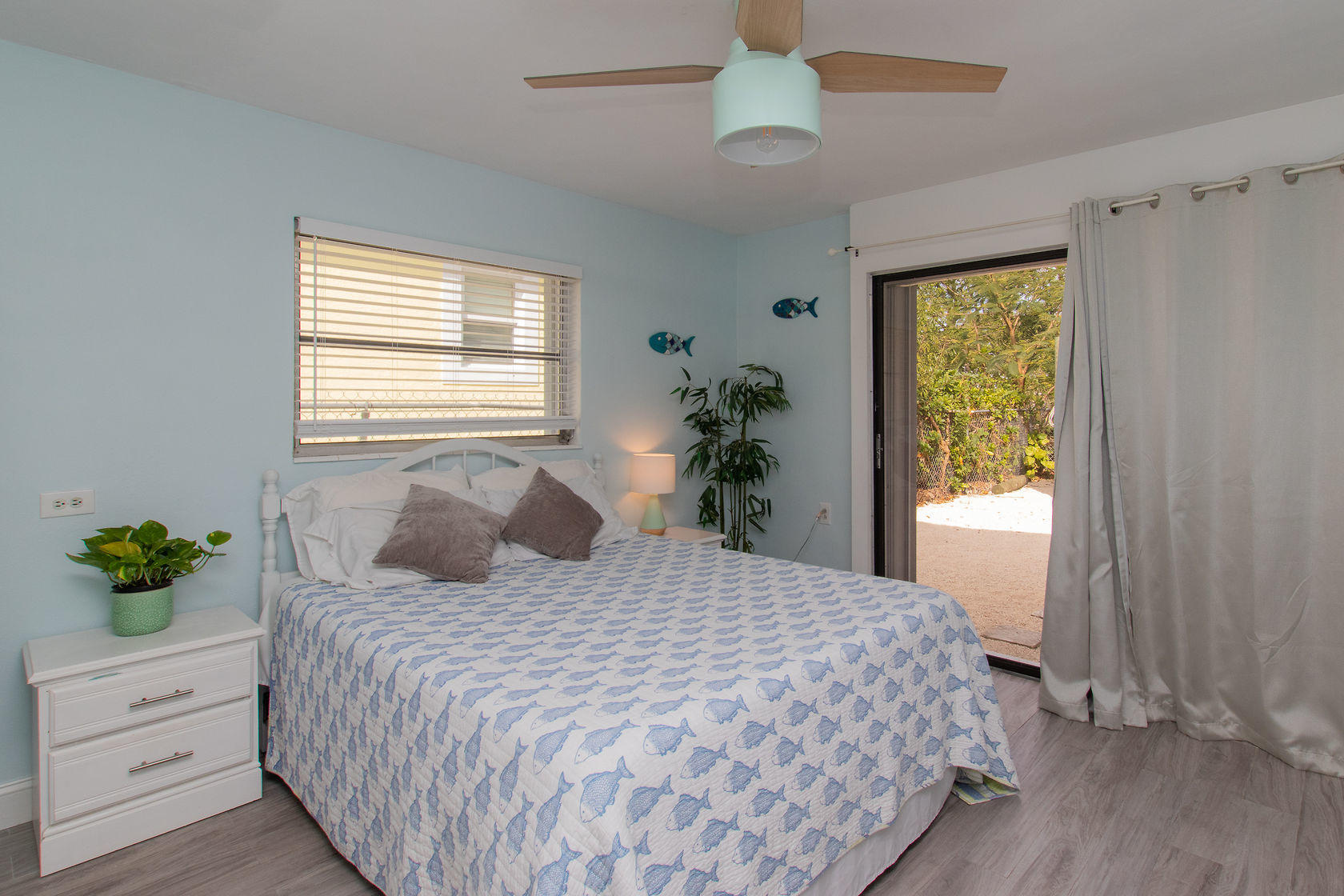 527 Plante Street Key Largo, FL 33037 - Photo 15 of 39 Master Bedroom View 1