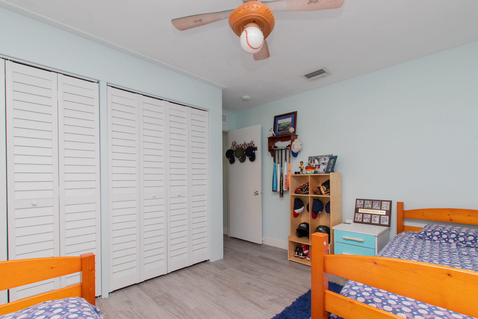 527 Plante Street Key Largo, FL 33037 - Photo 21 of 39 Guest Bedroom 3