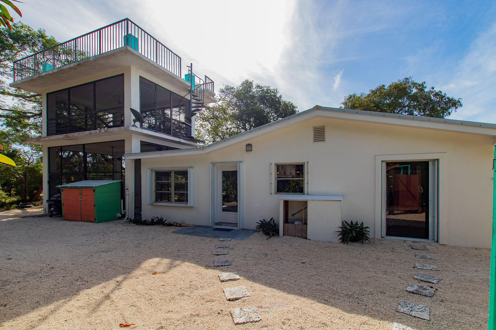 527 Plante Street Key Largo, FL 33037 - Photo 33 of 39 Back of Home