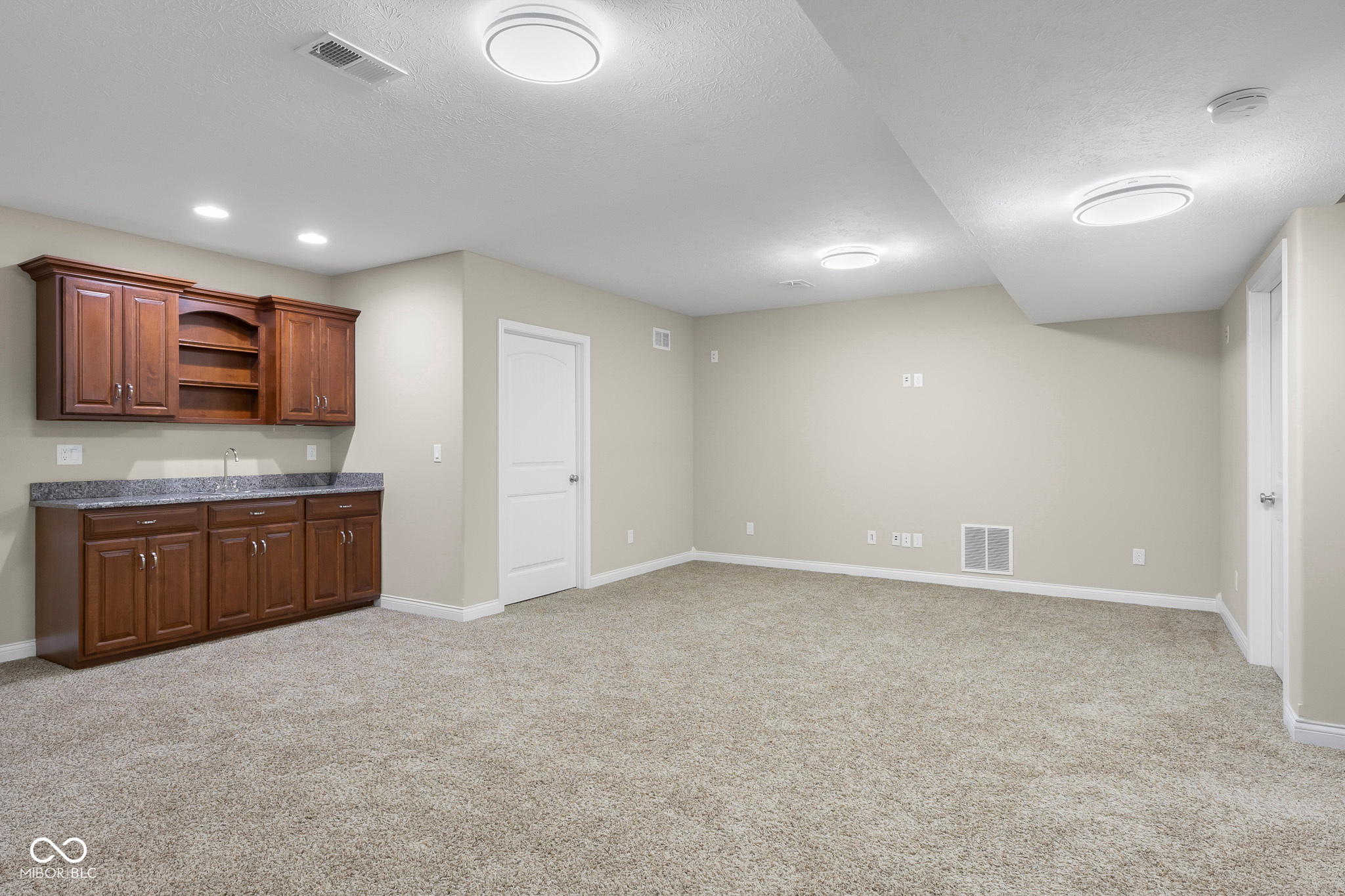 2533 Violet Way Columbus, IN 47201 - Photo 35 of 53 Gallery Image 35