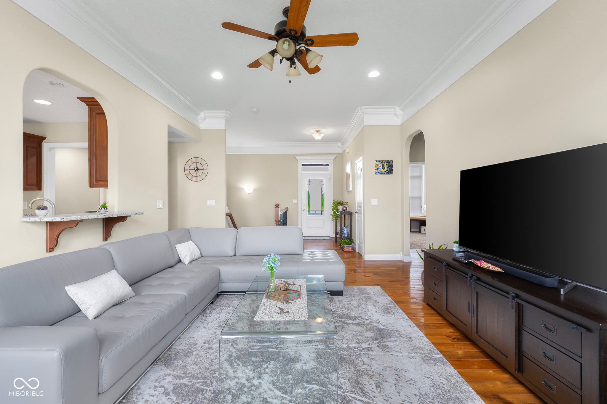 2533 Violet Way Columbus, IN 47201 - Photo 9 of 53 Gallery Image 9