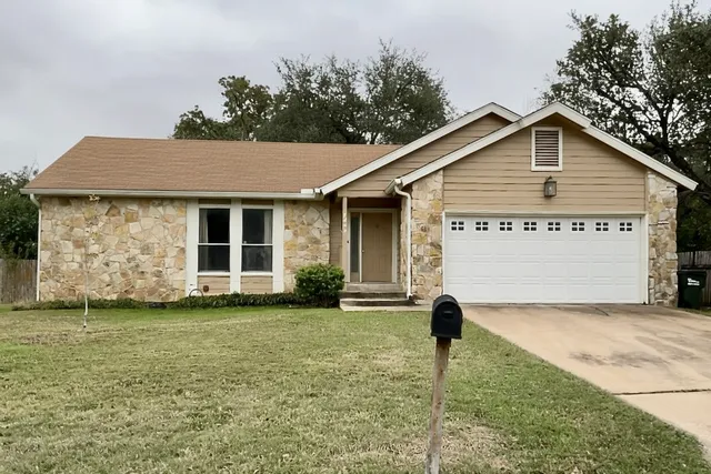 $1,800 | 1003 Thousand Oaks Boulevard, Georgetown, TX 78628