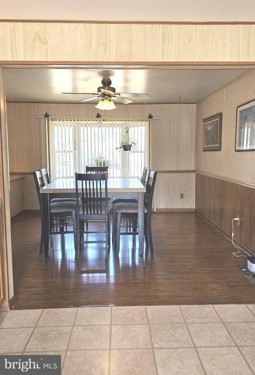 125 Colonial Road Edgewater Park, NJ 08010 - Photo 11 of 43 Dining Room