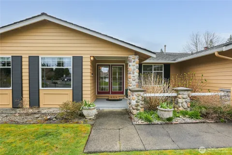 $745,000 | 14611 Southeast 167th Place, Renton, WA 98058