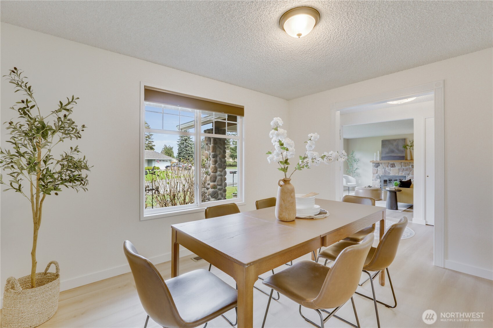 14611 Southeast 167th Place Renton, WA 98058 - Photo 10 of 34