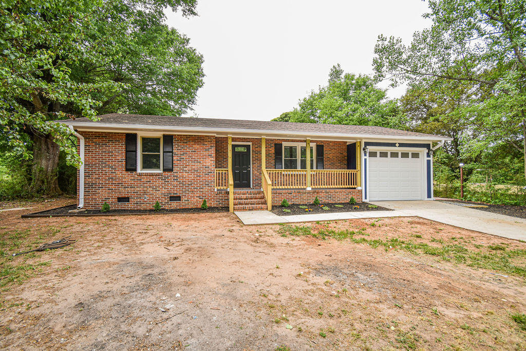 1909 Agnew Road Starr, SC 29684 - Photo 2 of 43