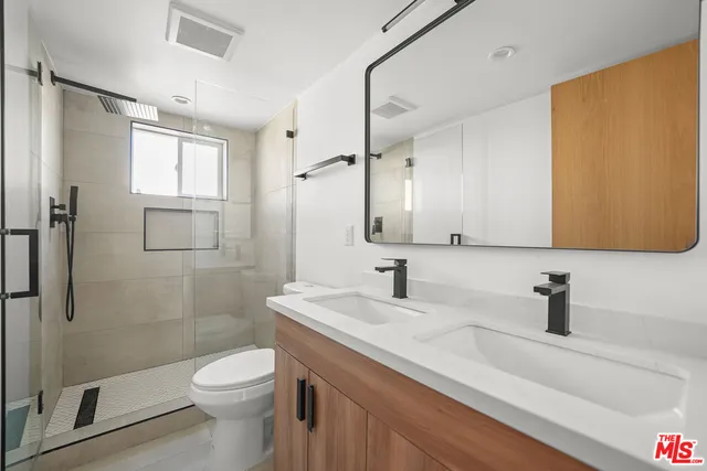 $4,578 | 819 North McCadden Place, Unit 2, Los Angeles, CA 90038