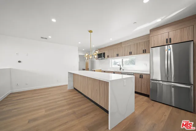 $4,578 | 819 North McCadden Place, Unit 2, Los Angeles, CA 90038