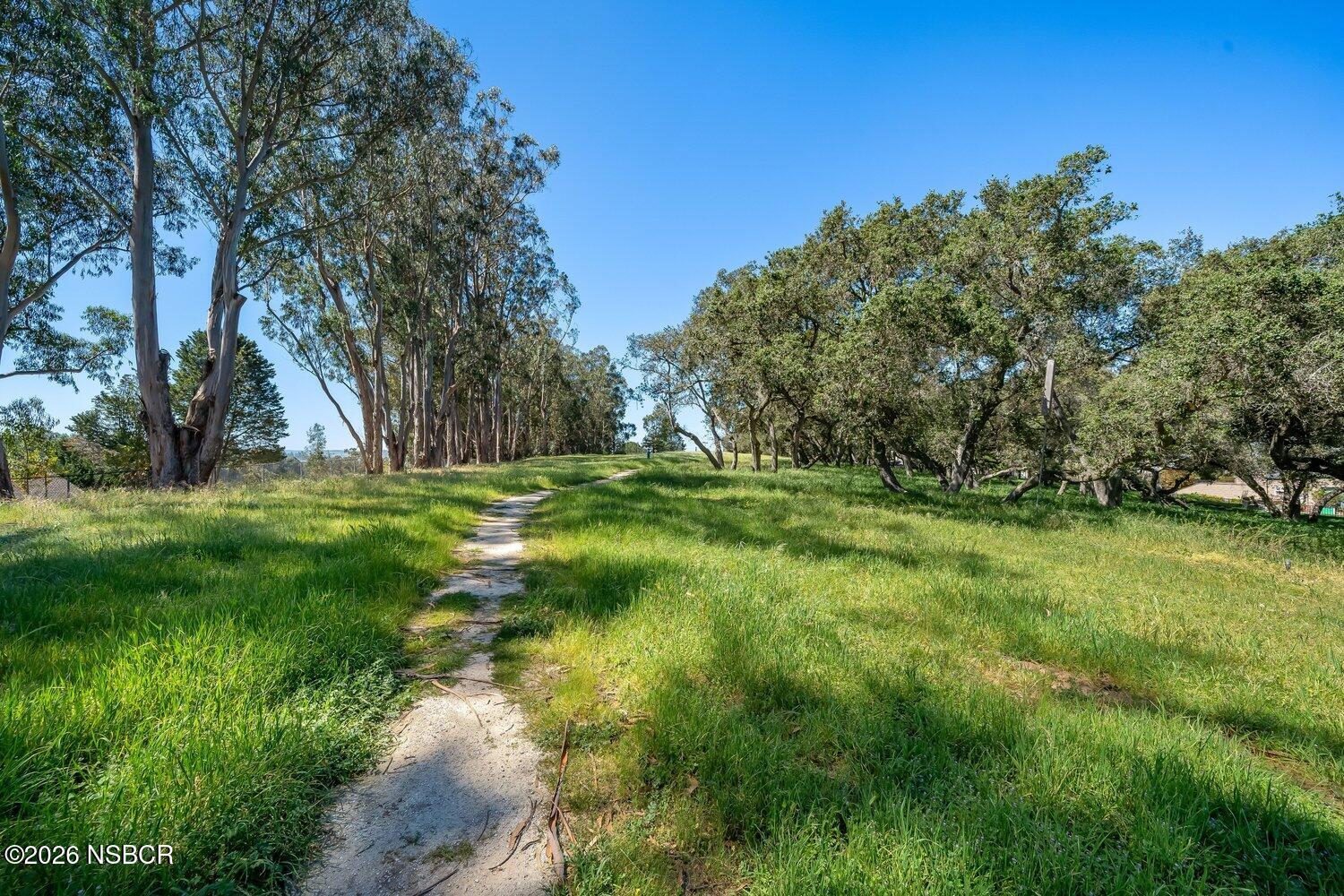 1496 Oakridge Park Road Santa Maria, CA 93455 - Photo 53 of 62 056_aspectvisuals_1496oakridgepark_56_20